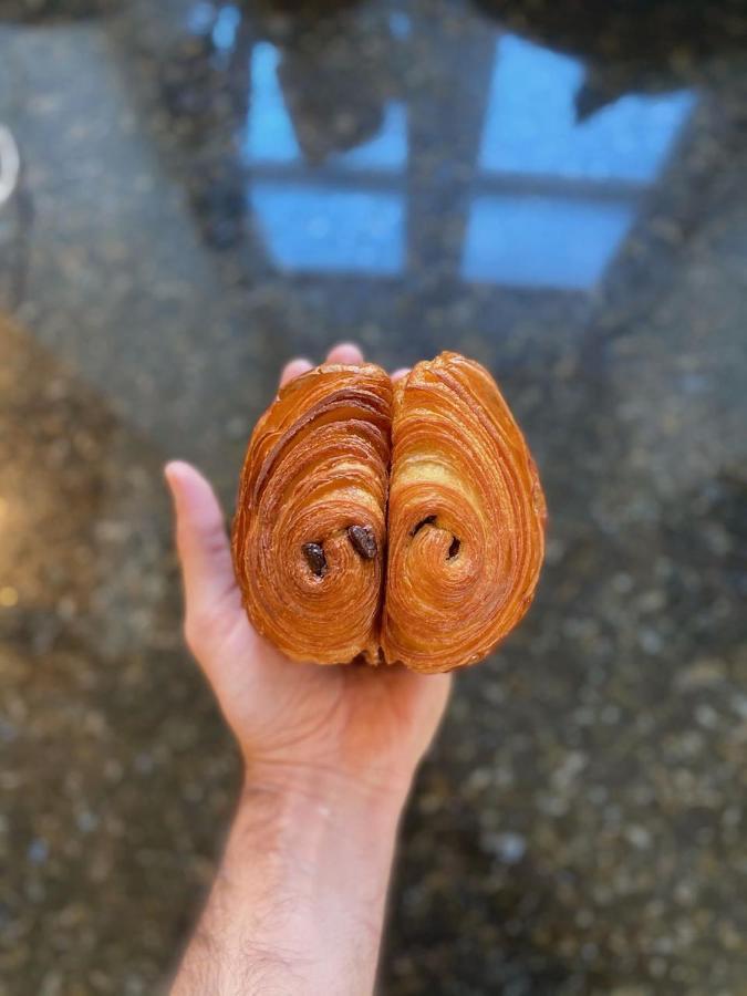 Noubar Panzió Cenevieres Kültér fotó